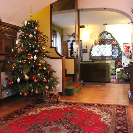 Capannina 3* 科尔蒂纳丹佩佐