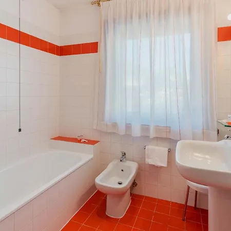 Capannina 科尔蒂纳丹佩佐