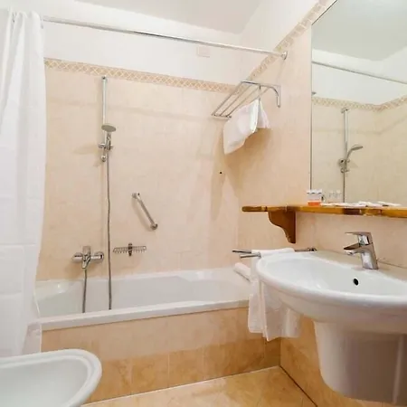 Capannina Hotel 3*
