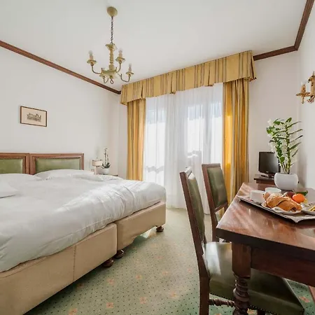 Hotel Capannina 3*