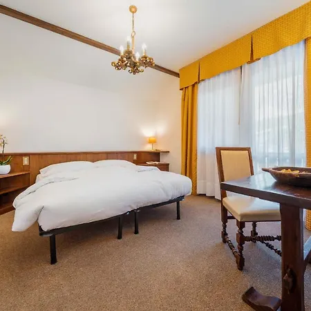 Hotell Capannina 3*